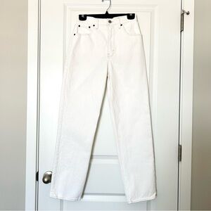 Abercrombie & Fitch 90’s Straight Ultra High Rise White Jeans